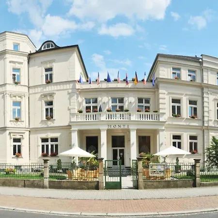 Hotel Monti