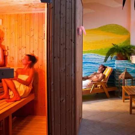 Monti Spa Hotell 4*