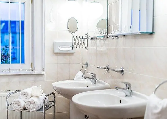 Monti Hotel 4*