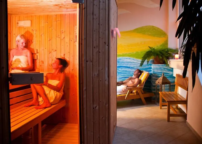 Monti Hotel 4*